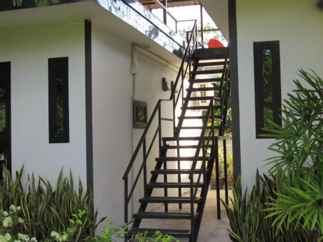 B&B Forest Hill Khao Yai Noen Hom Eksteriør billede
